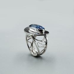 regulowany pierścionek,iolit fasetowany - Pierścionki - Biżuteria