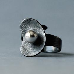 srebrny pierścionek oksydowany,abstrakcyjny - Pierścionki - Biżuteria