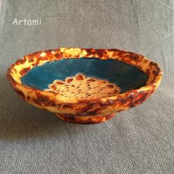 misa rzeżbiona ceramika tradycja koronka bursztyn - Ceramika i szkło - Wyposażenie wnętrz
