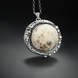 srebrny,naszyjnik,z księżycem,okrągły - Naszyjniki - Biżuteria