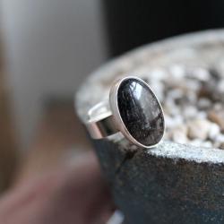 pierścionek srebro czarny turmalin - Pierścionki - Biżuteria