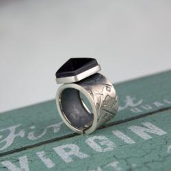srebrny pierścionek z ametystem - Pierścionki - Biżuteria