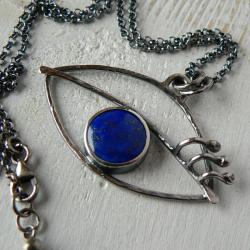 z lapisem lazuli,srebro kute,niebieski wisiorek - Wisiory - Biżuteria