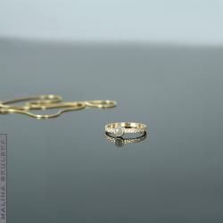 zaręczynowy,złoty,diament,delikatny,elegancki - Pierścionki - Biżuteria