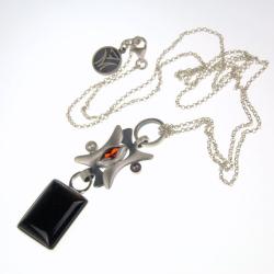 srebrny wisior z onyksem perłami i cyrkonią - Wisiory - Biżuteria