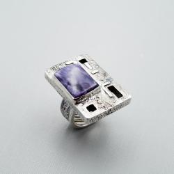 Srebrny regulowany pierścionek z czaroitem - Pierścionki - Biżuteria