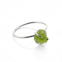 zielony pierściołek,surowy peridot - Pierścionki - Biżuteria