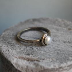 pierścionek srebro perła - Pierścionki - Biżuteria