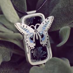 wisior z ceramiką,srebrny naszyjnik z motylem - Wisiory - Biżuteria