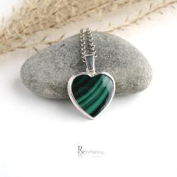 zielony kamień,serce - Wisiory - Biżuteria