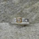 Pierścionki minimalistyczny,surowy pierścionek z diamentem