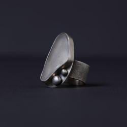 srebrny pierścionek,ze szklanym kaboszonem - Pierścionki - Biżuteria
