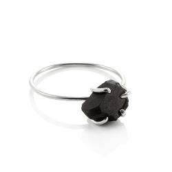 czarny,surowy,pierścionek,minimalistyczny - Pierścionki - Biżuteria