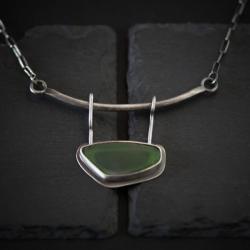 srebrny naszyjnik z zielonym - Naszyjniki - Biżuteria