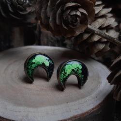 biżuteria symboliczna - zielone kolczyki lunule - Kolczyki - Biżuteria