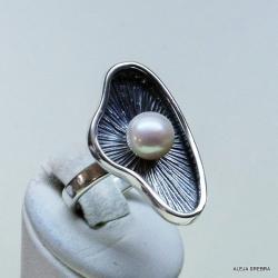 pierścionek z perłą,srebro,biżuteria,pierścionki - Pierścionki - Biżuteria