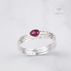 omerta,pierścionek,rubin,rozmiar jubilerski 21 - Pierścionki - Biżuteria