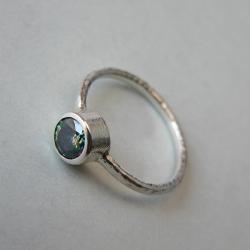 delikatny pierścionek,rozmiar 17 - Pierścionki - Biżuteria