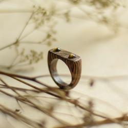 drewniany pierścionek,obsydian - Pierścionki - Biżuteria